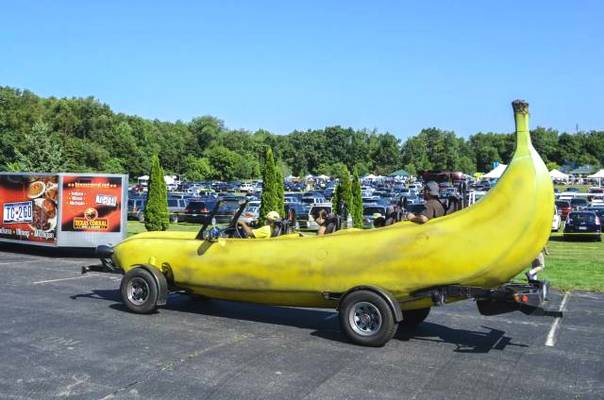 香蕉为什么放在汽车旁边（香蕉放在汽车里三天）
